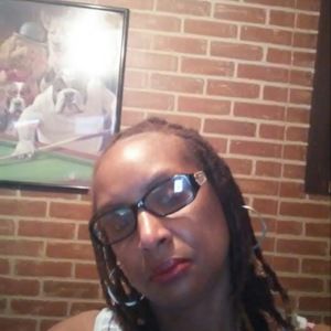 Meet your Posher, Kay